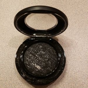 Mac Mineralize eyeshadow